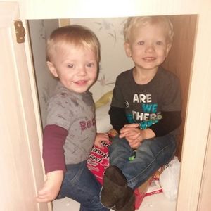 Meet your Posher, Mia